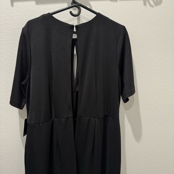 Eloquii Black Jumpsuit Wide Leg Size 16 Side Pockets Key Hole Front - Picture 9 of 12